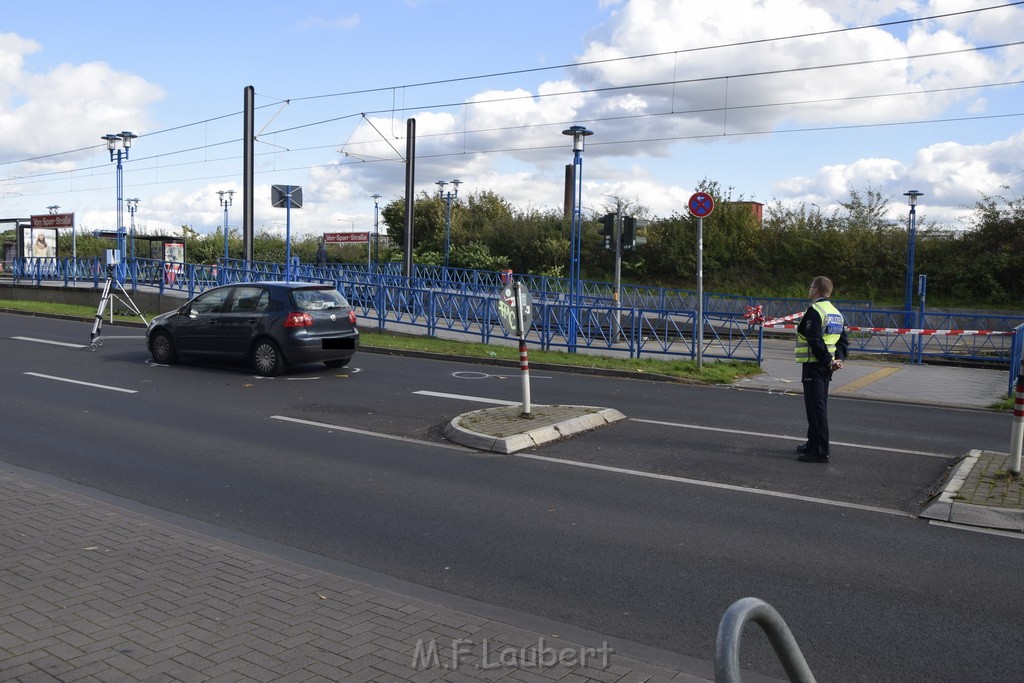 VU 2 Fussgaenger angefahren Koeln Muelheim Von Sparstr Marktgrafenstr P05.JPG - Miklos Laubert